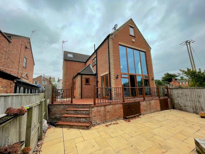 4 Bedroom Detached House To Rent In Elm Low Road, Elm, Wisbech, PE14