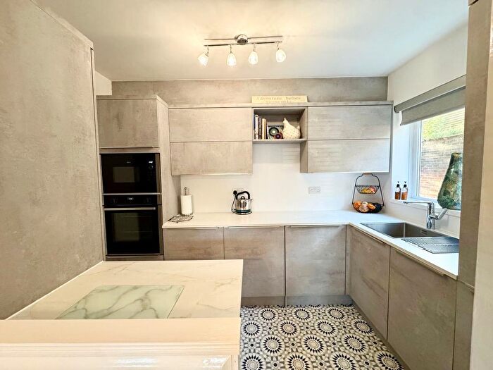 3 Bedroom Flat For Sale In Claymond Court, Stockton-On-Tees, TS20