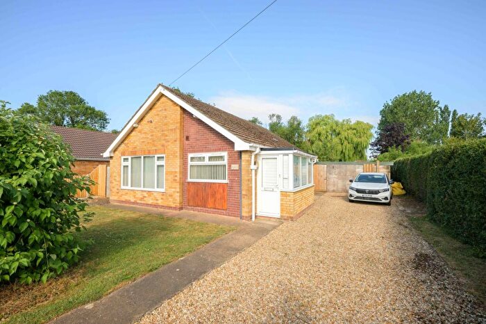 2 Bedroom Detached Bungalow For Sale In Main Road, Keal Cotes, PE23