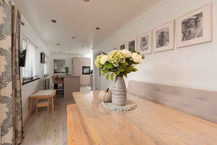 3 Bedroom Detached House For Sale In Claremont Drive, Quakers Yard, Treharris, CF46