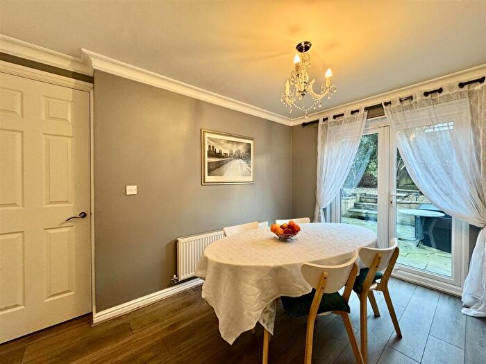 4 Bedroom Detached House For Sale In Tithefields, Fenay Bridge, Huddersfield, HD8