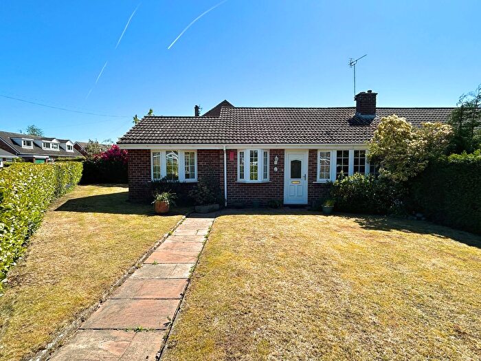 2 Bedroom Semi-detached Bungalow For Sale In Sandiford Road, Holmes Chapel, CW4