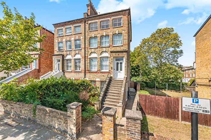 1 Bedroom Flat For Sale In Freegrove Road, Islington, N7