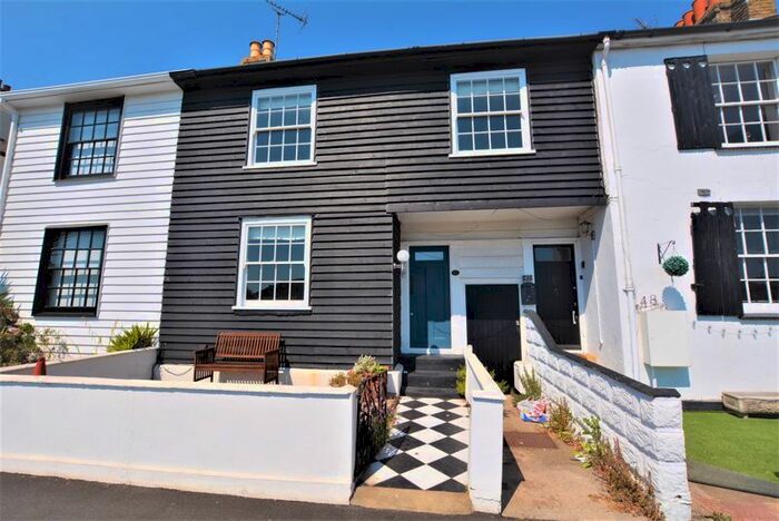 3 Bedroom Terraced House To Rent In Eastern Esplanade, Southend-On-Sea, SS1