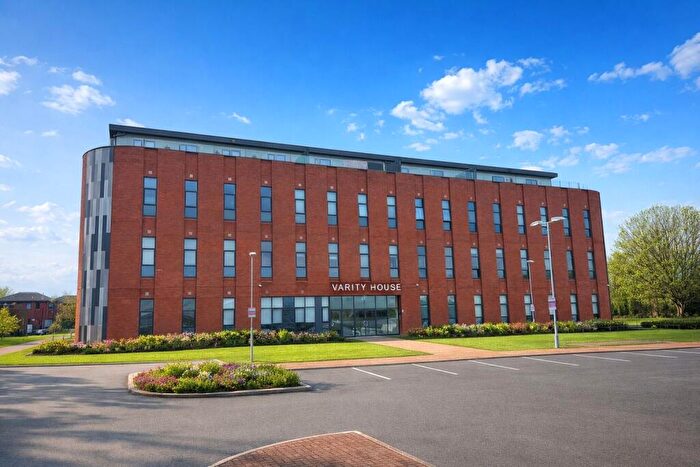 2 Bedroom Flat For Sale In Vicarage Farm Road, Peterborough, PE1