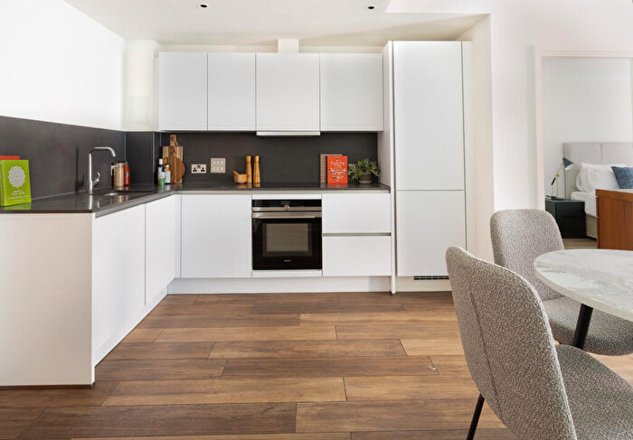2 Bedroom Apartment To Rent In Three Colts Ln, London, E2