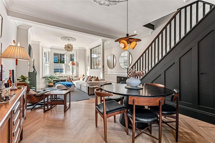 3 Bedroom Detached House For Sale In Beechcroft Road, SW17