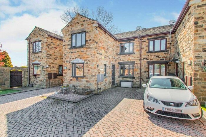 2 Bedroom Town House To Rent In Vicar Lane, Ossett, WF5