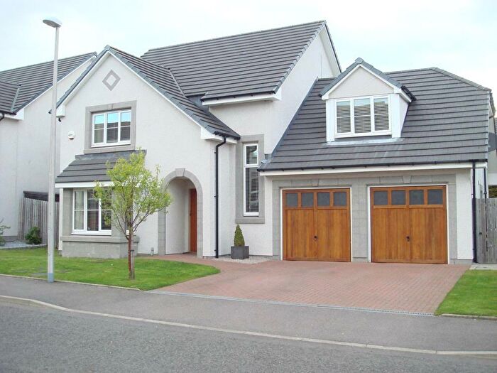 5 Bedroom Detached House To Rent In Woodlands Walk, Pitfodels, AB15