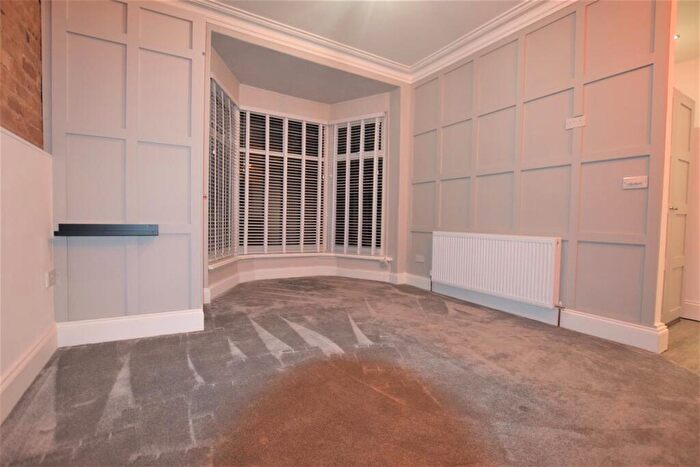 Apartment To Rent In Ballbrook Avenue, Manchester, M20