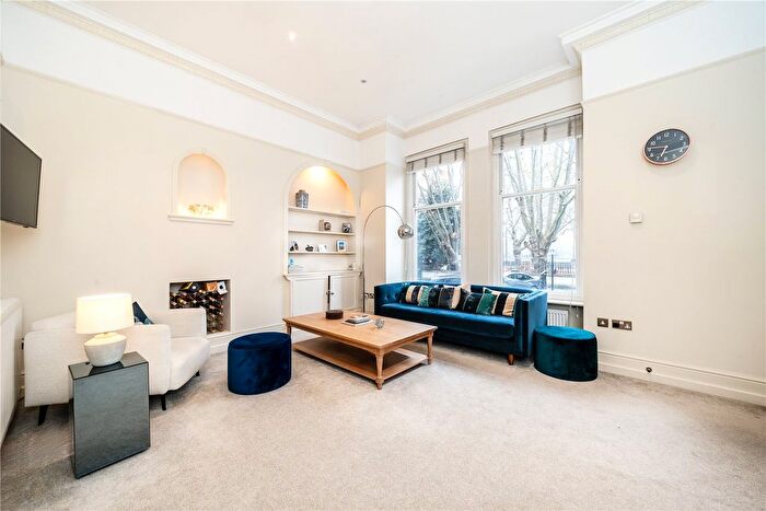 1 Bedroom Flat To Rent In Embankment Gardens, London, SW3