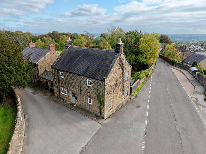 3 Bedroom Link Detached House For Sale In Cromford Road, Crich, Matlock, DE4