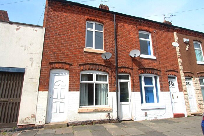 2 Bedroom Terraced House To Rent In Vernon Road, Aylestone, Leicester, LE2
