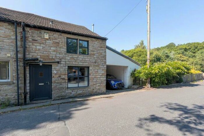 2 Bedroom Semi-Detached House For Sale In Kay Street, Summerseat, Bury, BL9