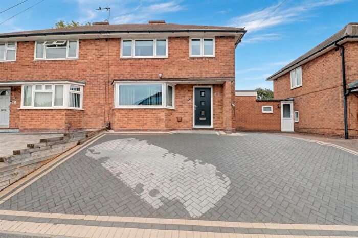 3 Bedroom Semi Detached House For Sale In Acacia Avenue, Kingshurst, B37