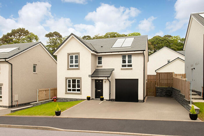 4 Bedroom Detached House For Sale In Eaglesham Road, East Kilbride, South Lanarkshire, G75