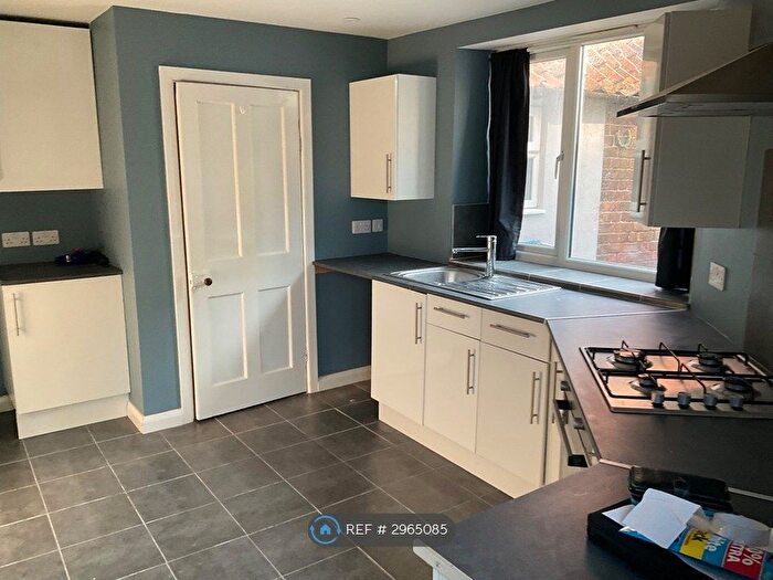 3 Bedroom End Of Terrace House To Rent In St Lawrence St, Horncastle, LN9
