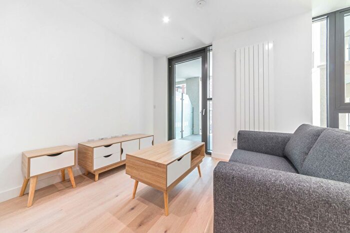 Studio To Rent In Pinnacle House, Royal Wharf, London, E16