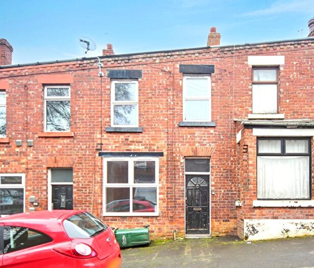 3 Bedroom Terraced House For Sale In Trafalgar Street, Chorley, PR7