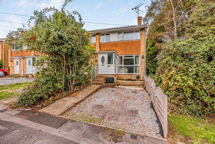 3 Bedroom End Of Terrace House For Sale In Southampton, Hampshire, SO18