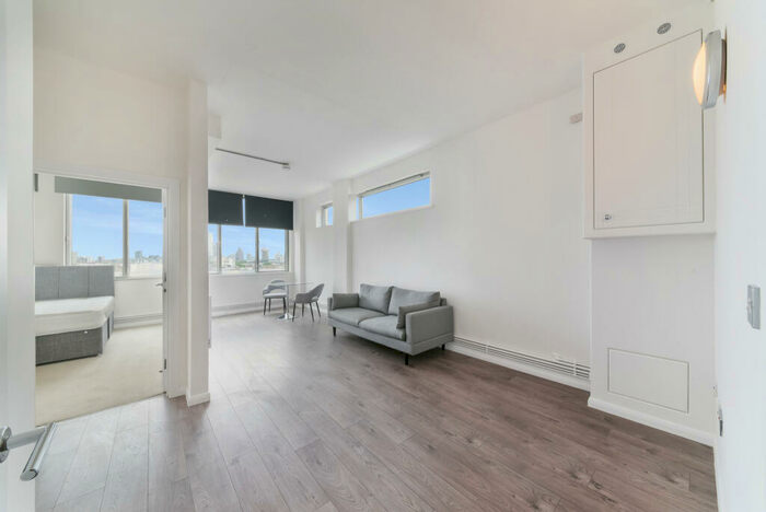 2 Bedroom Apartment To Rent In Ability Plaza, Haggerston London, E8