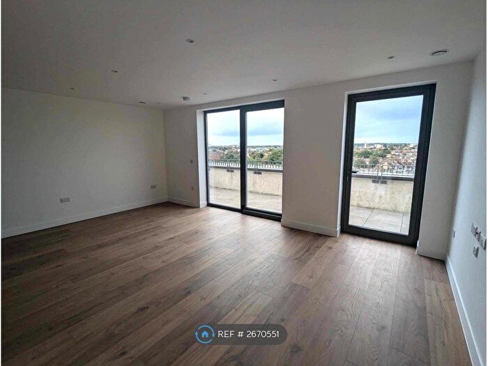 1 Bedroom Flat To Rent In Oto Tower, Ilford, IG3