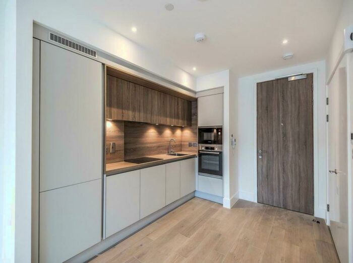 1 Bedroom Flat To Rent In Verto, Kings Road, Reading, RG1