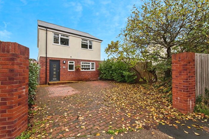 3 Bedroom Detached House For Sale In Bovemoors Lane, Exeter, Devon, EX2