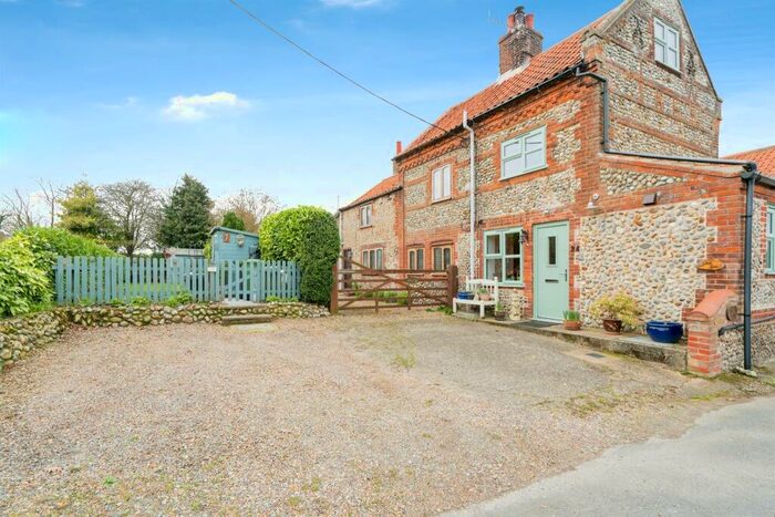 2 Bedroom Character Property For Sale In The Ash Yard, Sharrington, Melton Constable, NR24