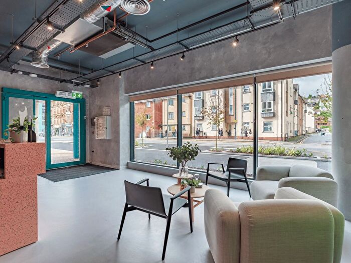 1 Bedroom Studio To Rent In High Street, Swansea, SA1