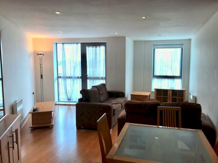 2 Bedroom Apartment To Rent In Quartz Apartments, Hall Street, B18