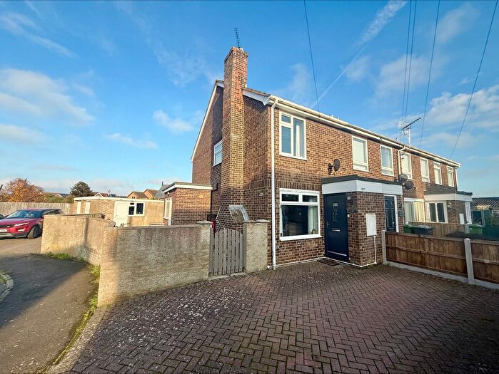 2 Bedroom End Terrace House For Sale In Oxford Way, Martham, NR29