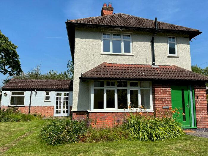 3 Bedroom Detached House To Rent In Burton Road, Melton Mowbray, LE13