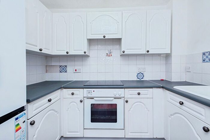 2 Bedroom Flat For Sale In Sherborne Street, Manchester, Greater Manchester, M8
