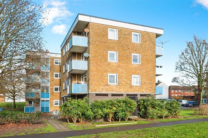 1 Bedroom Apartment For Sale In Napier Road, Southampton, SO19
