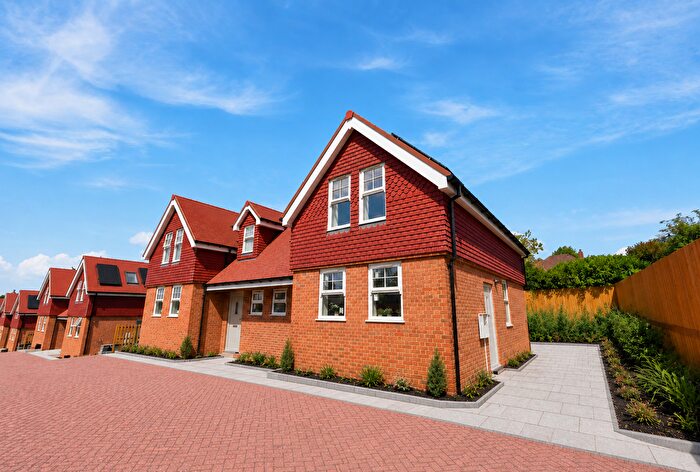3 Bedroom Terraced House For Sale In Morton Road, East Grinstead, RH19