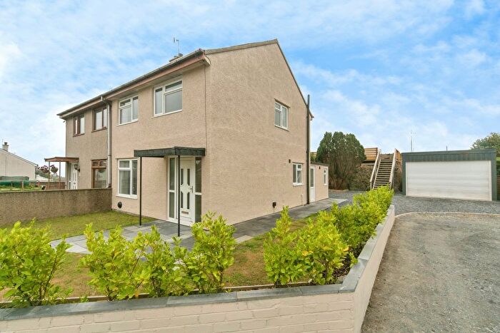 3 Bedroom Semi-Detached House For Sale In Cae Hendy, Llanbedrog, Gwynedd, LL53