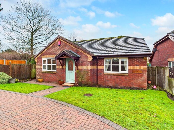 2 Bedroom Detached Bungalow For Sale In Habberley Road, Bewdley, DY12