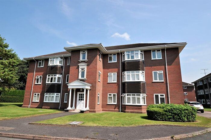1 Bedroom Apartment For Sale In Ravenscroft, Holmes Chapel, CW4