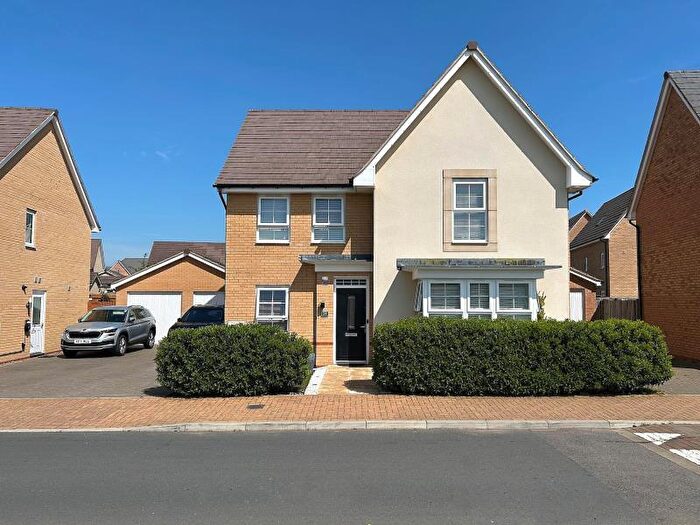 4 Bedroom Detached House To Rent In Westergate Avenue, Brooklands, MK10