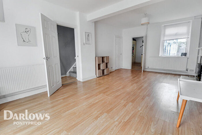 3 Bedroom Terraced House For Sale In Wood Street, Pontypridd, CF37