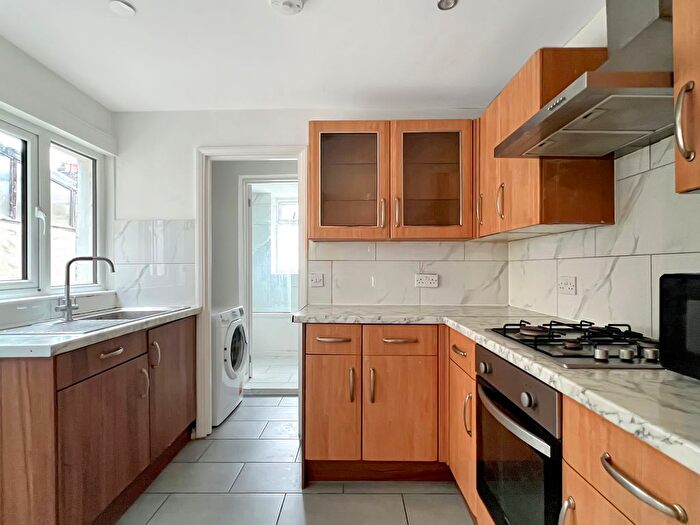 4 Bedroom Terraced House To Rent In Meath Road, London, E15