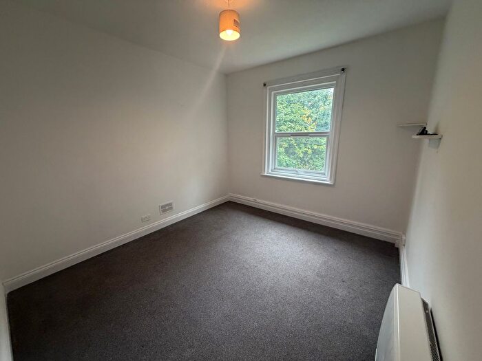 Studio To Rent In Park Road, Bournemouth, BH8