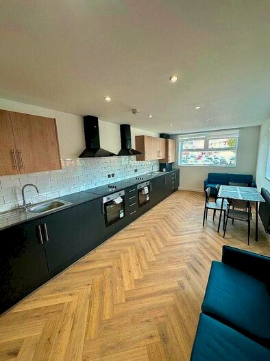 7 Bedroom House Of Multiple Occupation To Rent In Rosebery Avenue, Nottingham, Nottinghamshire, NG2