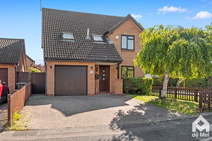 4 Bedroom Detached House For Sale In St. Lukes Close, Evesham, WR11