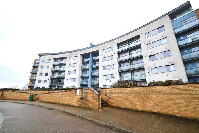 2 Bedroom Apartment For Sale In Tideslea Path, London, SE28