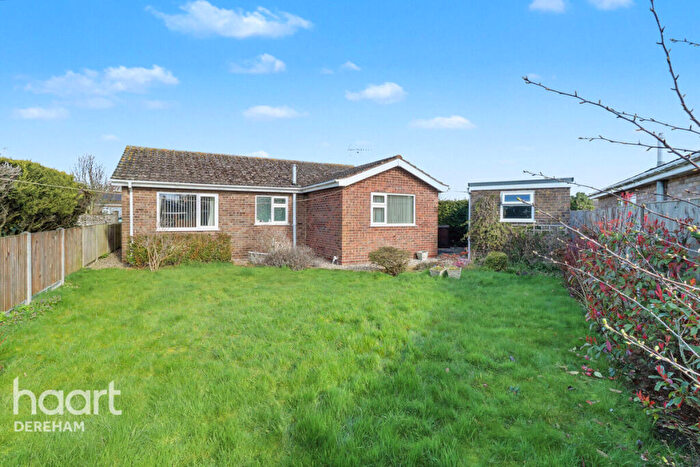 2 Bedroom Bungalow For Sale In Millfield, Ashill, IP25