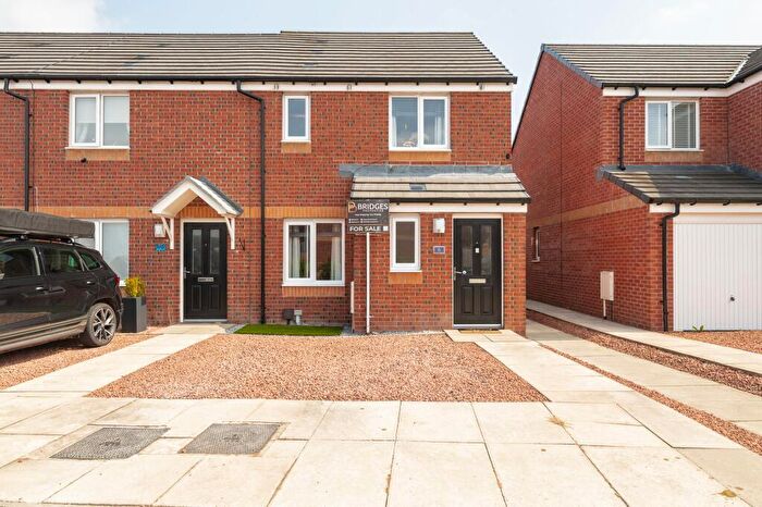 3 Bedroom End Of Terrace House For Sale In Mcgregor Crescent, Whitburn, EH47