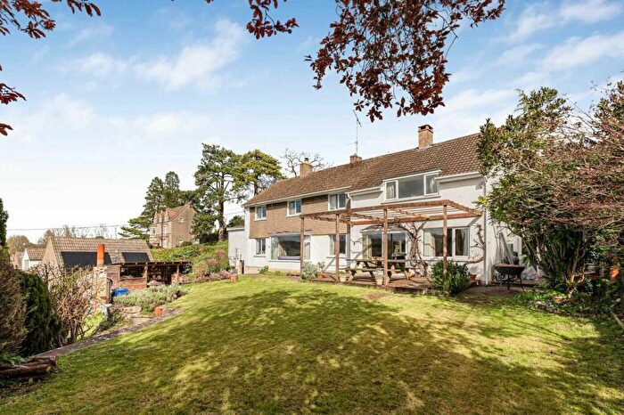 5 Bedroom Detached House For Sale In St Chloe, Amberley, GL5