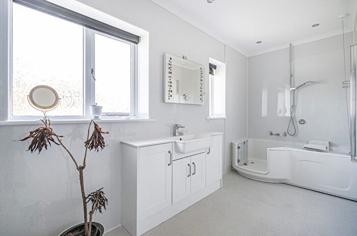 2 Bedroom Detached House For Sale In Pound Road, Horton, Ilminster, TA19